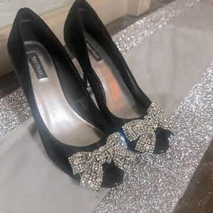 Hi I am sale is to big for me